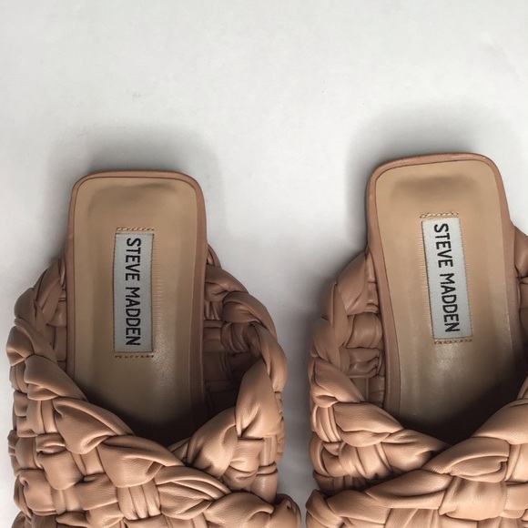 STEVE MADDEN Marina Slide Sandal in Light Brown. - Picture 12 of 16